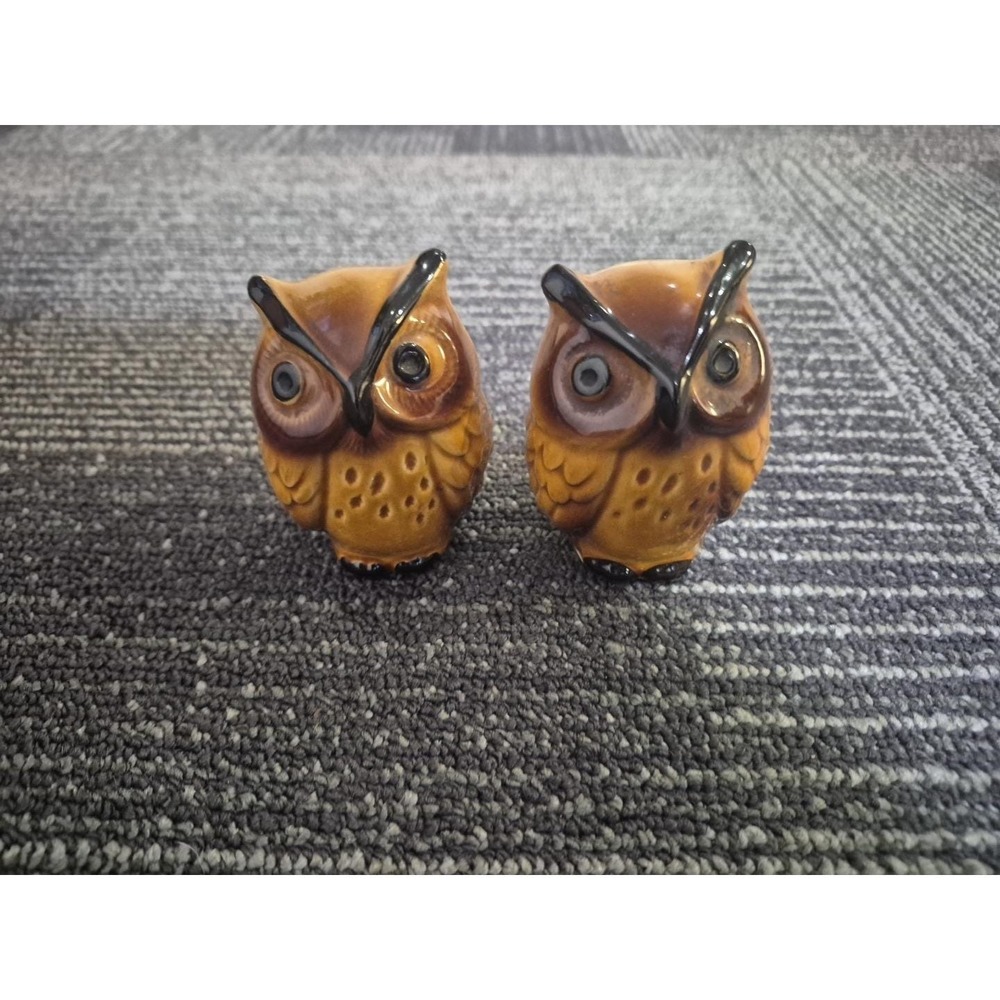 Ceramic Owl Salt‎ & Pepper Shakers Japan H982 Vintage